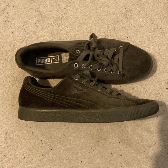 Puma Other - Puma suede Clydes uk10